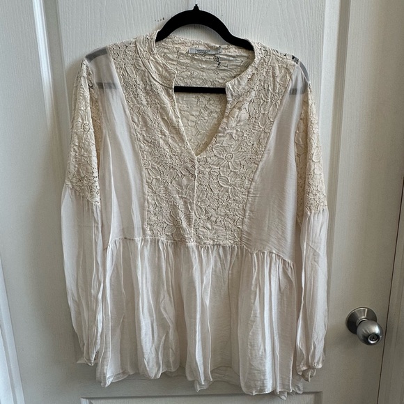 Tendenze Elegant Cream Lace Women's Top - Picture 1 of 4